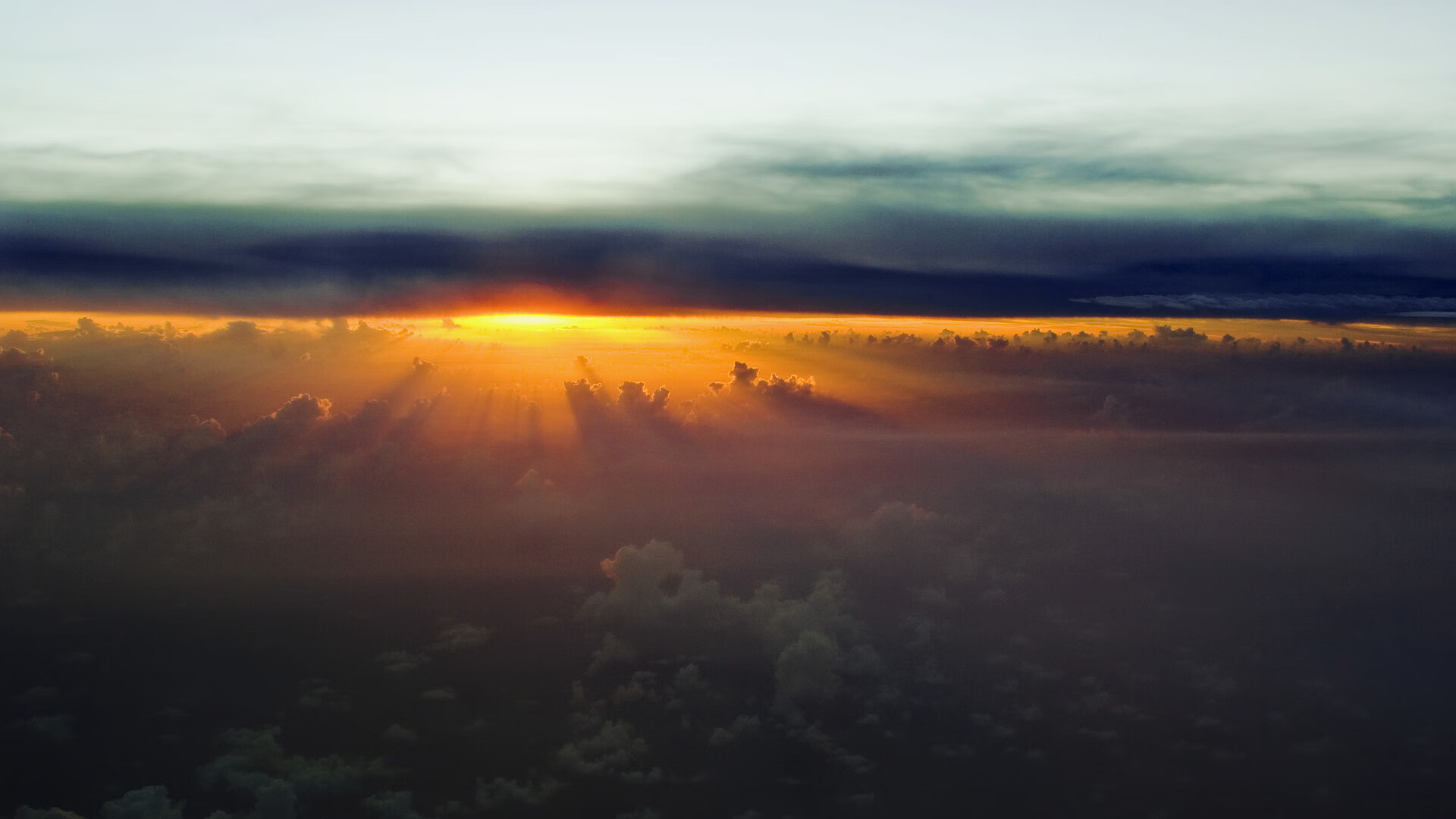 九游娱乐APP-激烈对抗不断，场上气氛瞬间升温，气氛猛烈对不对