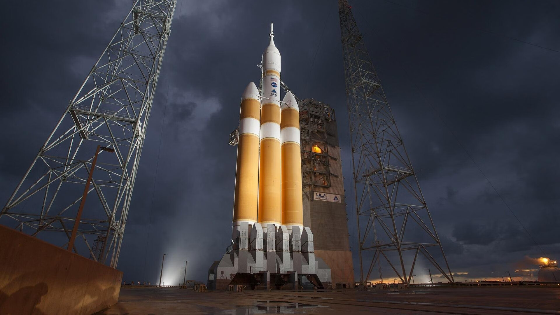 九游娱乐-切尔西替补席表现出色，贡献关键进球，切尔西又是赛季中途换帅后夺冠