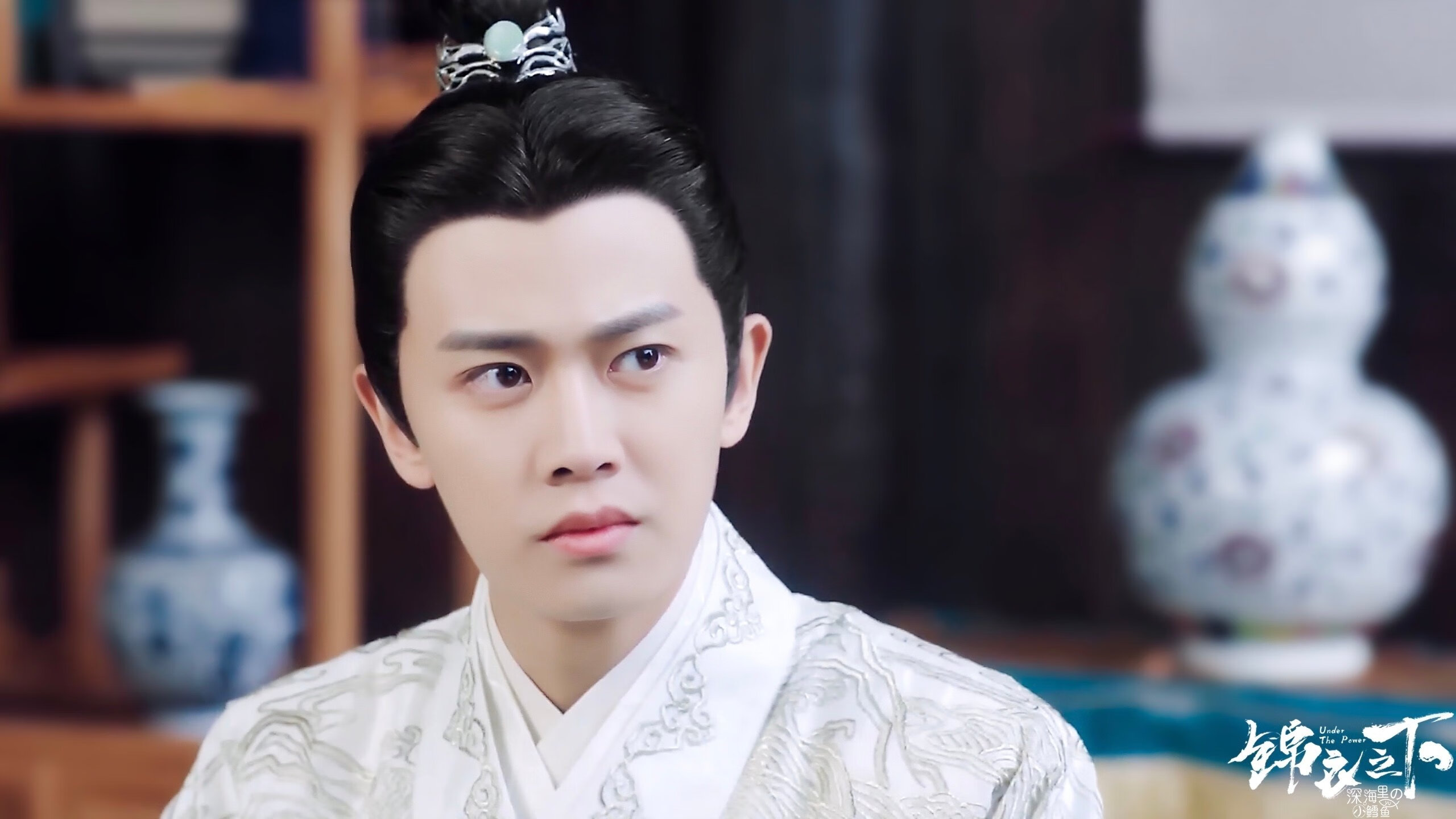 广东队通过压迫防守迫使对手频繁失误，广东队反击