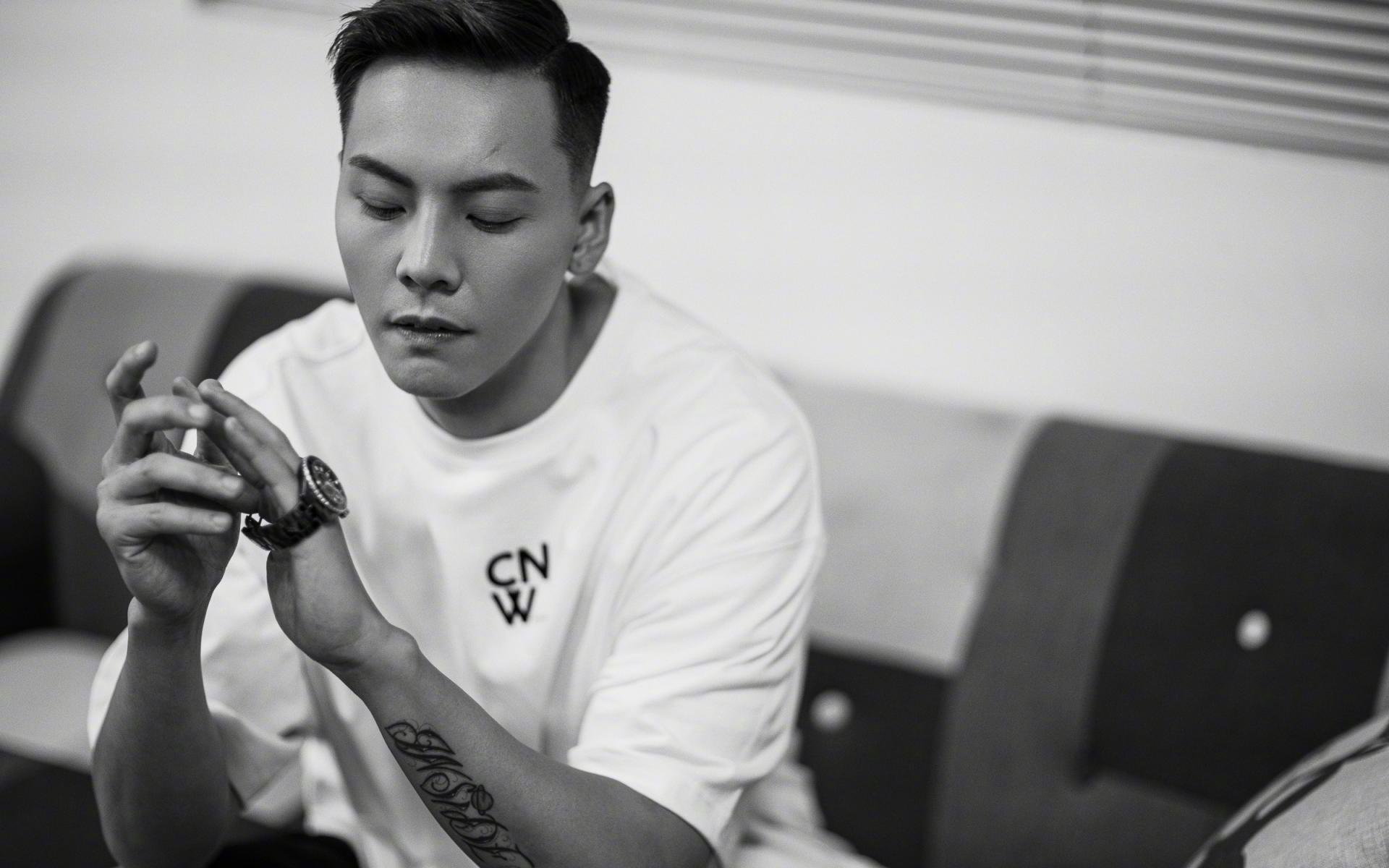 中国女排赛前动员视频曝光感人,中国女排开赛前